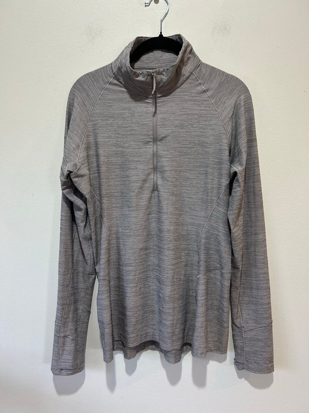 Mountain Hardware quarter zip womens L grey heathered lightweight thumbhole